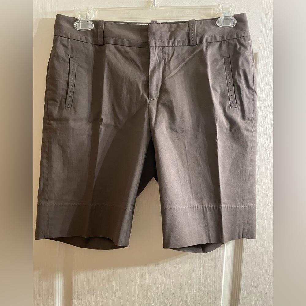 Banana Republic shorts Brown Sz 10 pockets EUC